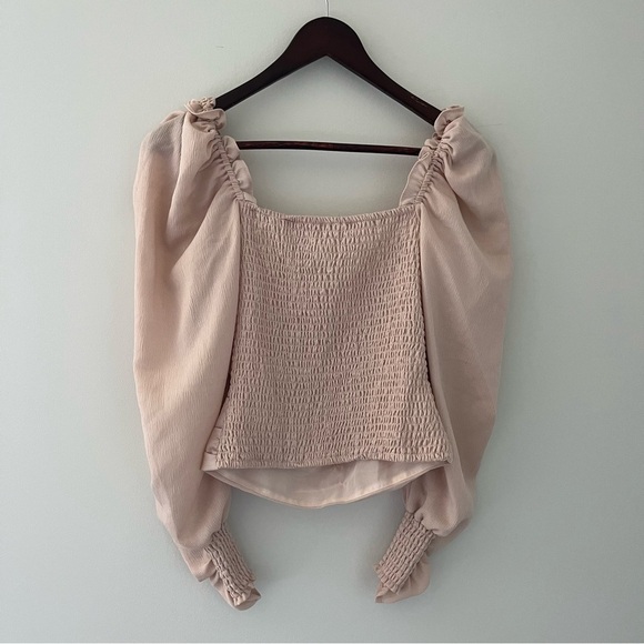 Astr the Label Ruched Puff Sleeve Blouse XS Nude Pink - Picture 4 of 8